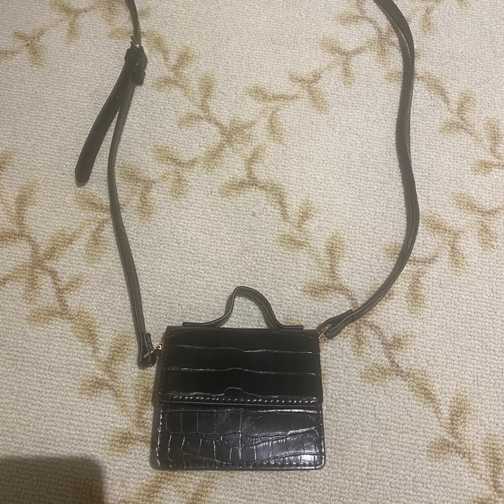 L’Academie Black Micro Crossbody - Picture 6 of 7